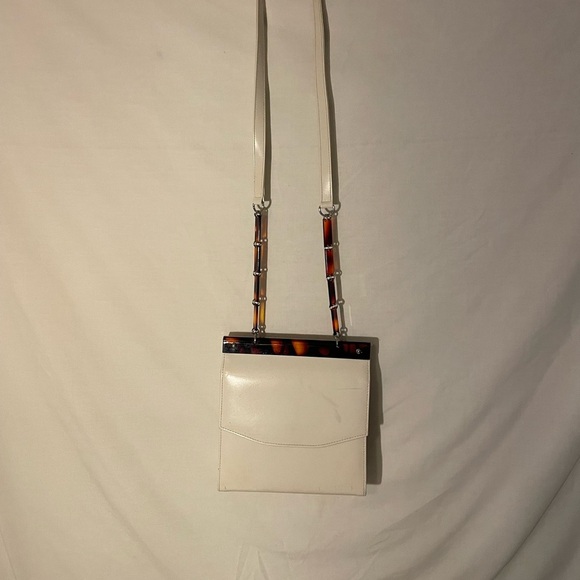 Daniel Ames Elegant White Crossbody Bag with tortoiseshell accents - Picture 2 of 9